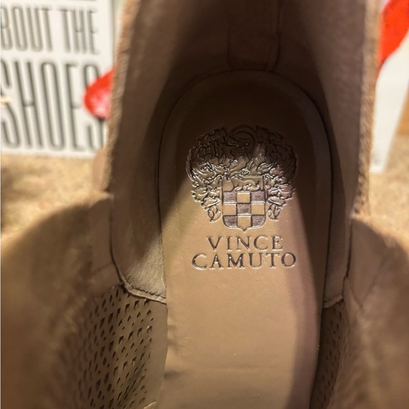 🆕Vince Camuto Brown Ankle Booties - Picture 10 of 12